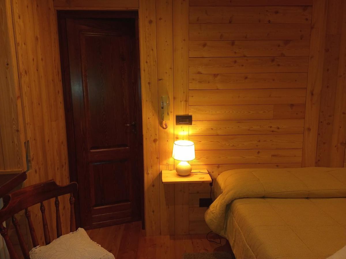 Albergo Martinet Vernante Exterior foto