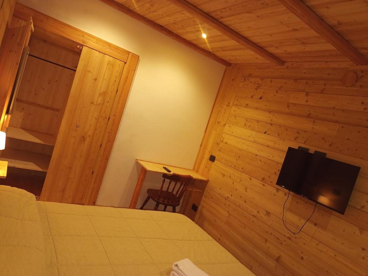 Albergo Martinet Vernante Exterior foto