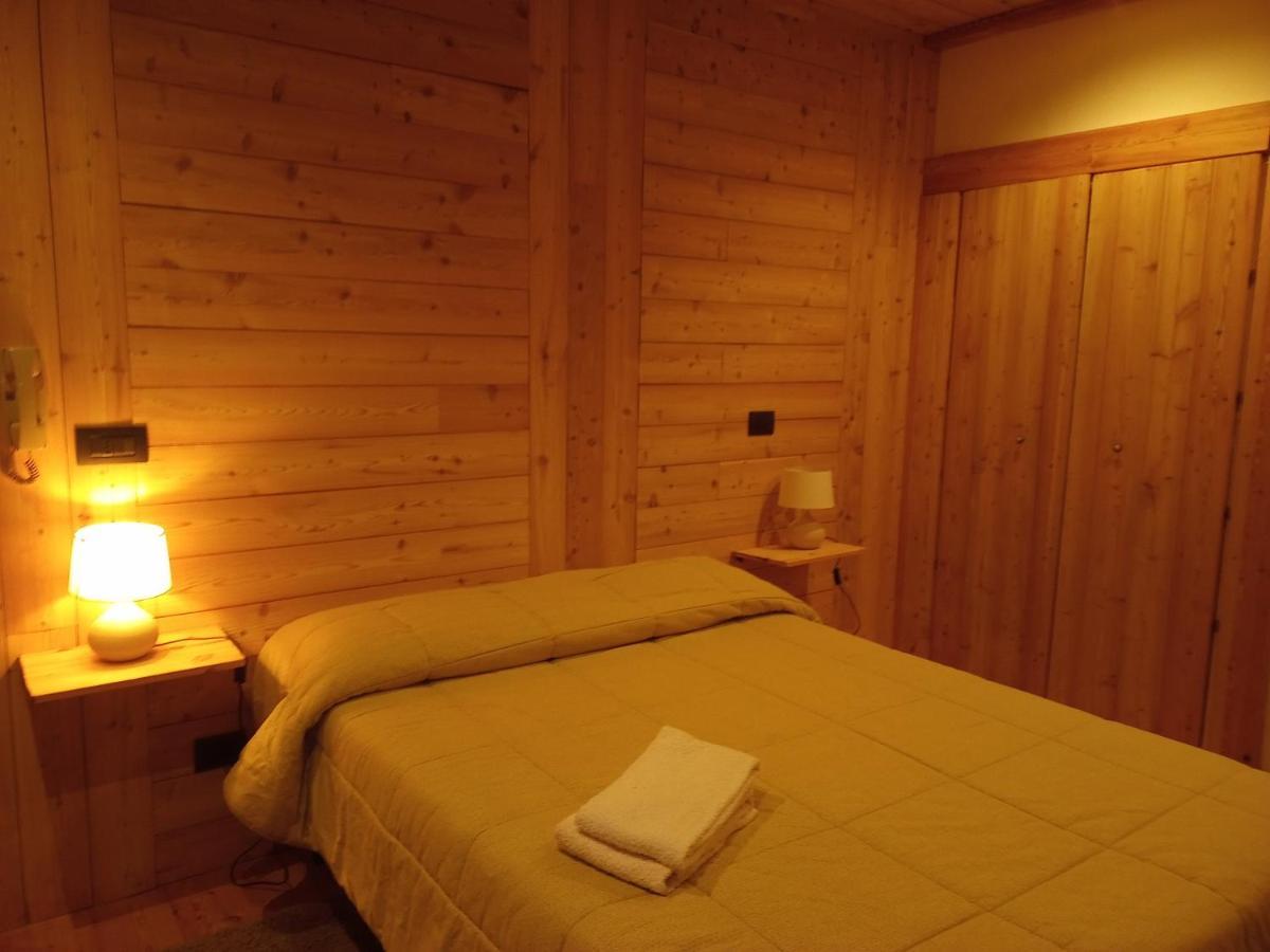 Albergo Martinet Vernante Exterior foto
