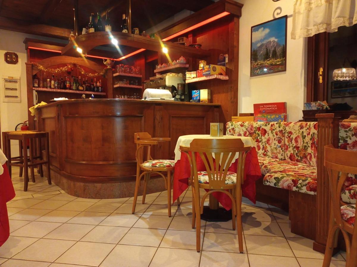 Albergo Martinet Vernante Exterior foto