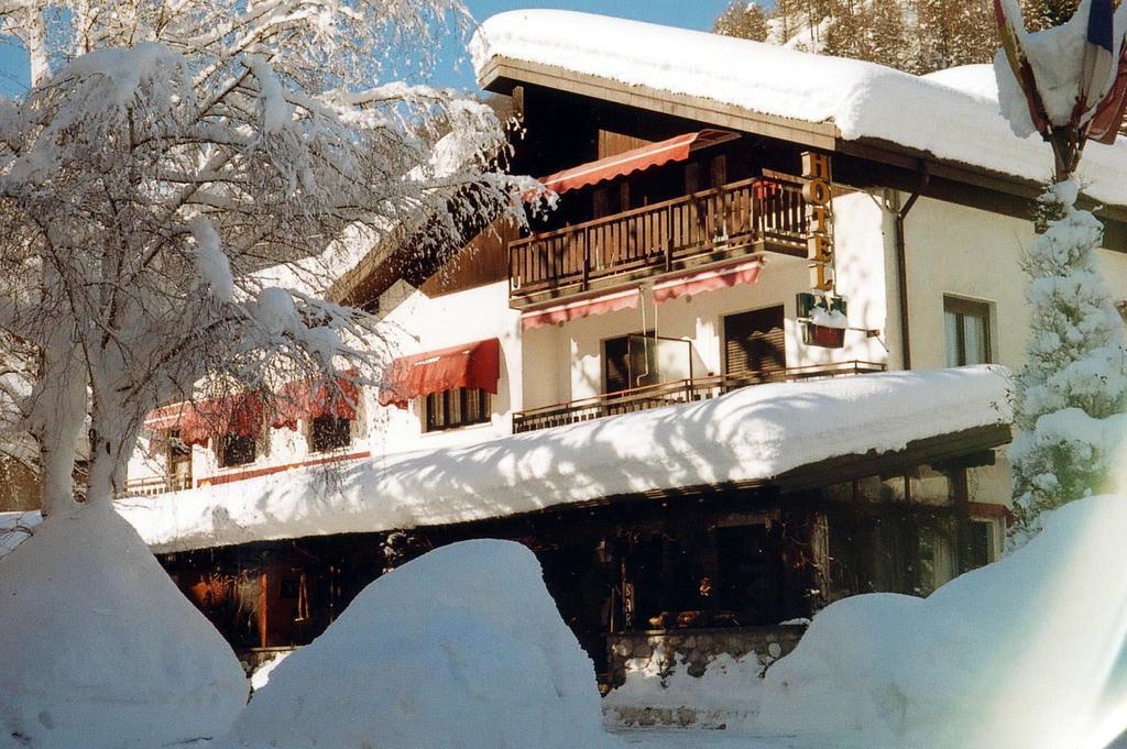 Albergo Martinet Vernante Exterior foto