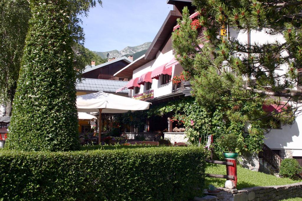 Albergo Martinet Vernante Exterior foto