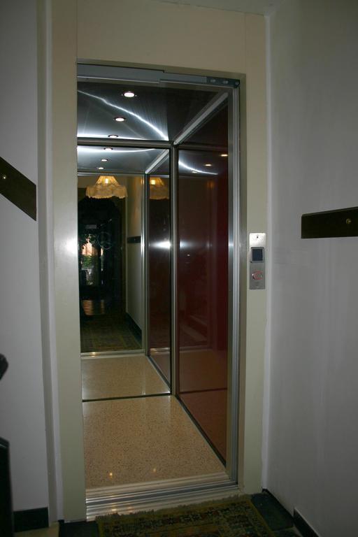 Albergo Martinet Vernante Exterior foto