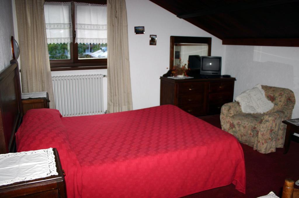Albergo Martinet Vernante Zimmer foto