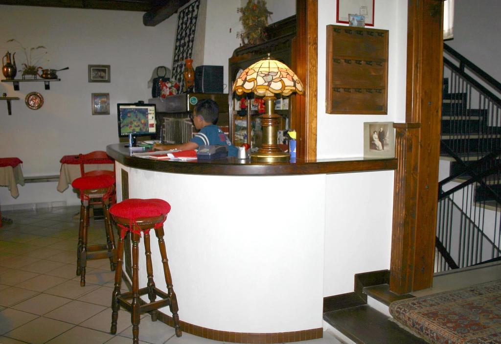Albergo Martinet Vernante Exterior foto