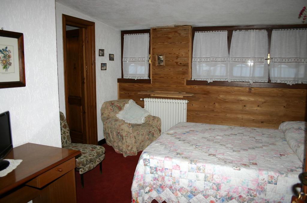 Albergo Martinet Vernante Exterior foto