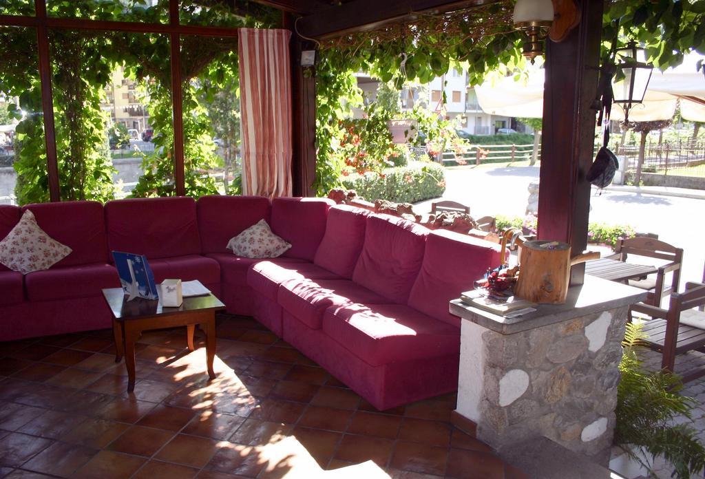 Albergo Martinet Vernante Exterior foto